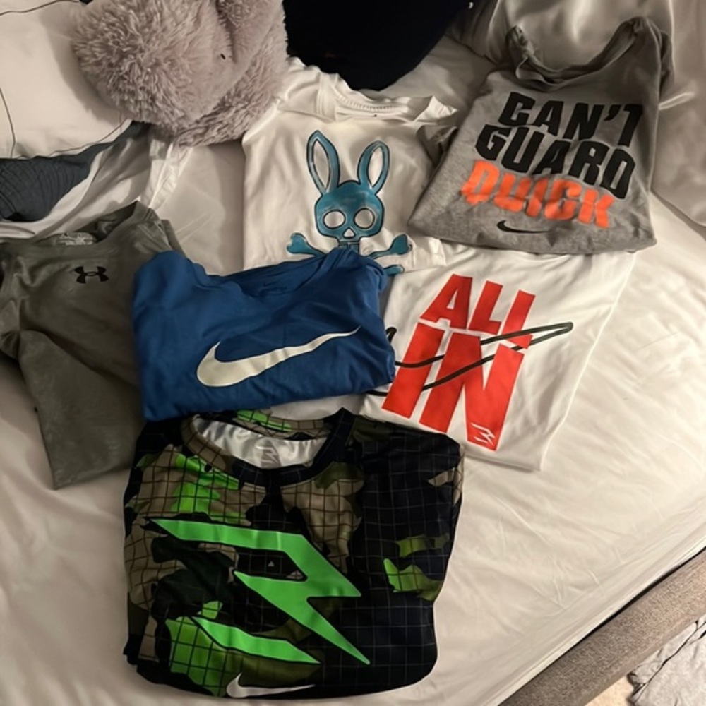 Nike clothing ! Kids